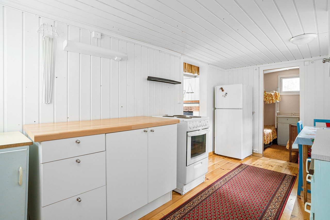 Looking to buy a refrigerator in Kenya? Learn about price, energy efficiency, size, and features to make the right choice for your home or business.